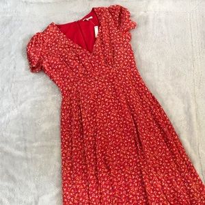 🎊🎊 HP!!!🎊🎊 Beautiful silk dress!